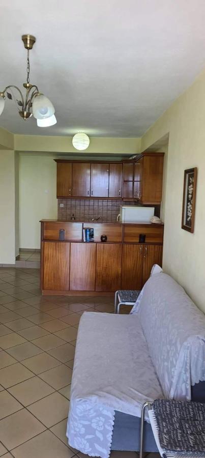 Veronika'S Apartment Himare Eksteriør bilde